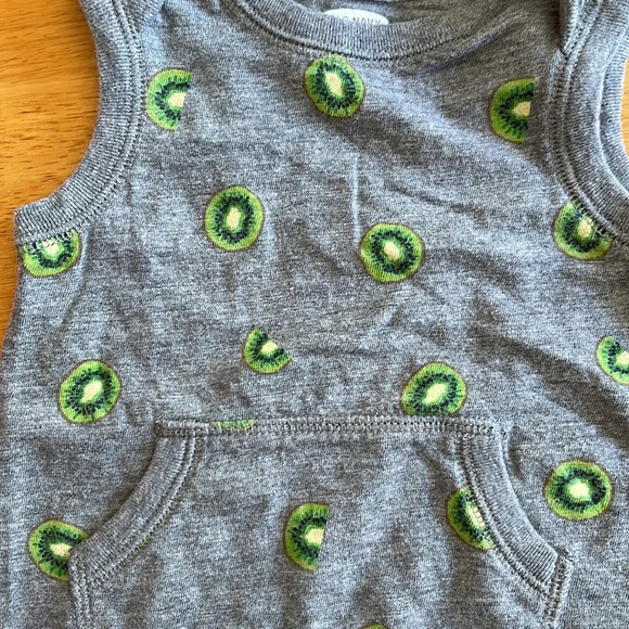 🥝 Kiwi Romper Okd Navy size 3-6 months 🥝 - Picture 3 of 5